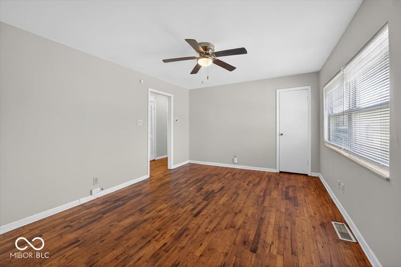 2301 Perkins Avenue, Indianapolis, IN 46203 property photo 2