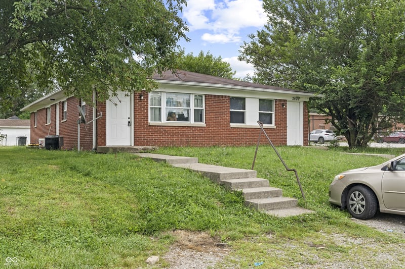2409 N Bolton Avenue, Indianapolis, IN 46218 property photo 3