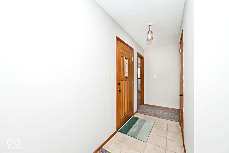 244 Corottoman Court, Avon, IN 46123 property photo 4