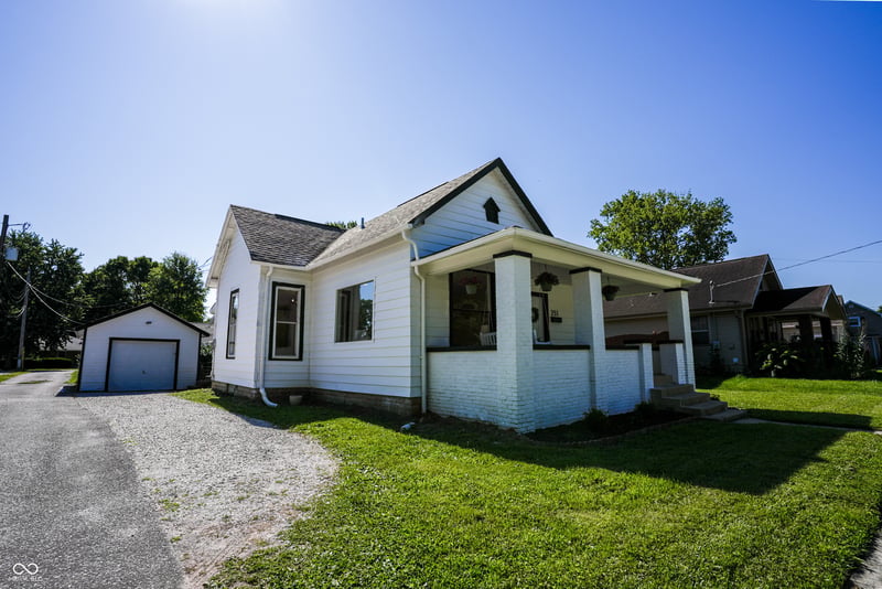 251 S Avon Avenue property photo 2