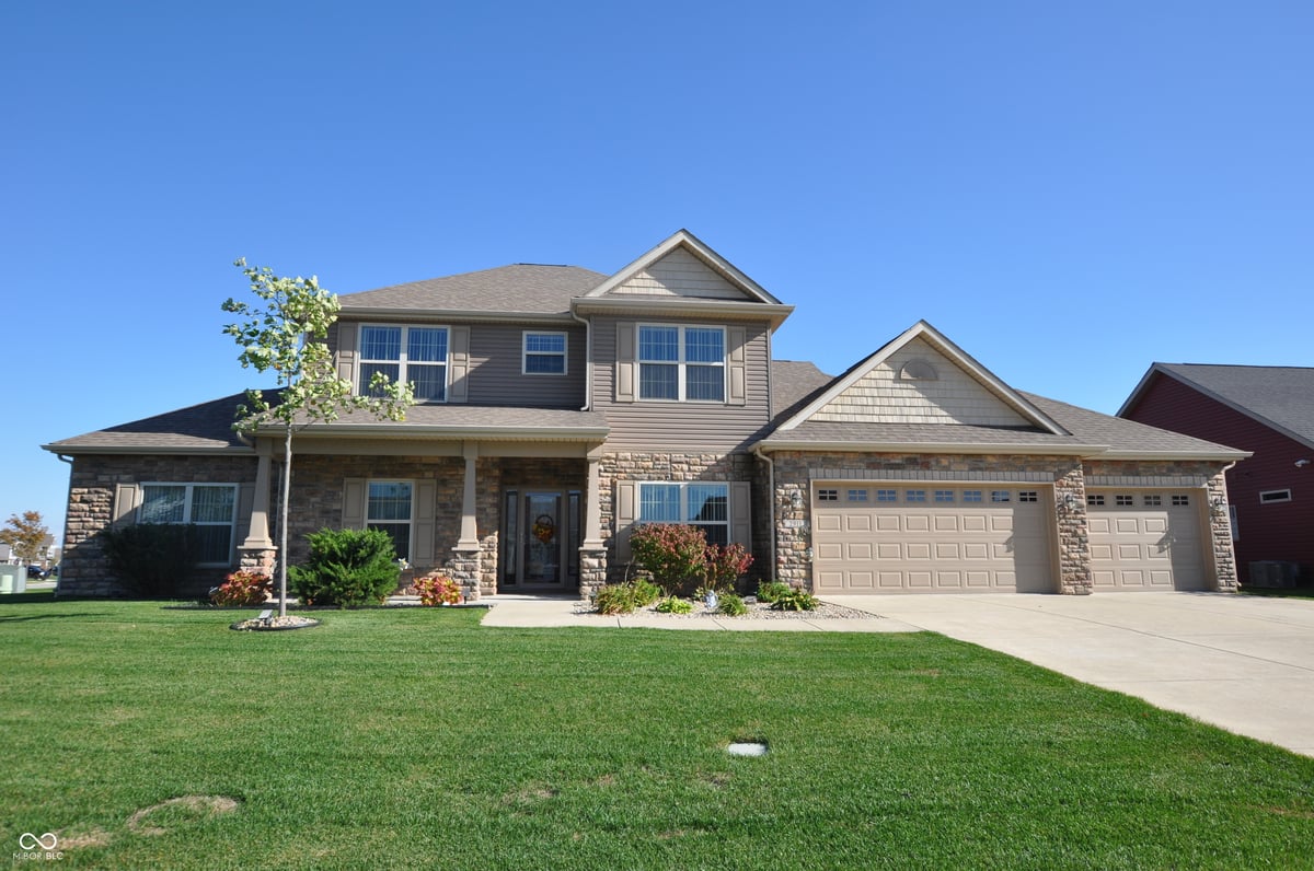2911 Alba Drive in Lebanon