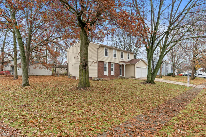 2921 N Sheffield Drive, Indianapolis, IN 46229 property photo 2