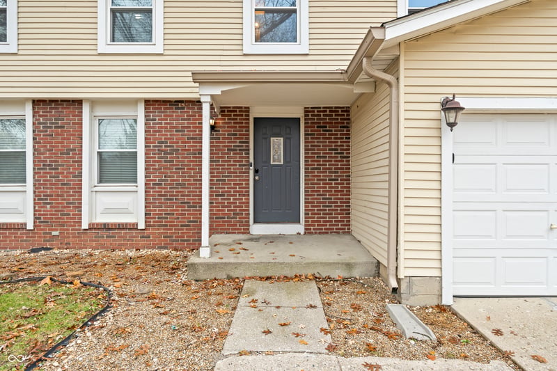 2921 N Sheffield Drive, Indianapolis, IN 46229 property photo 4