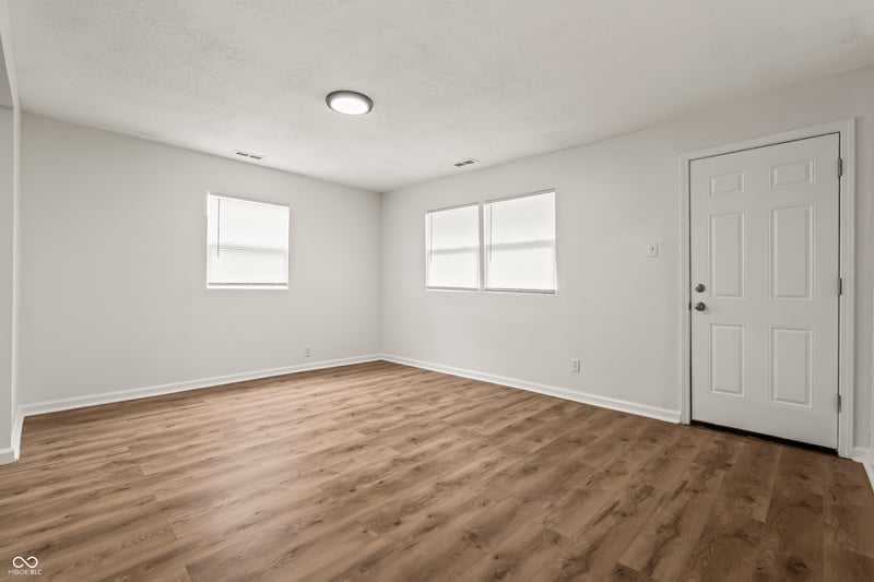 2941 Stuart Street, Indianapolis, IN 46218 property photo 2