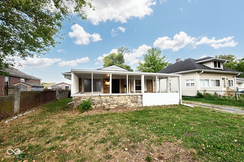 2943 Hillside Avenue property photo 4