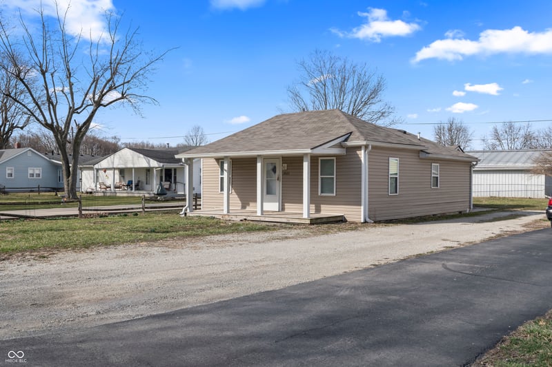 3022 Alice Avenue, Indianapolis, IN 46237 property photo 3