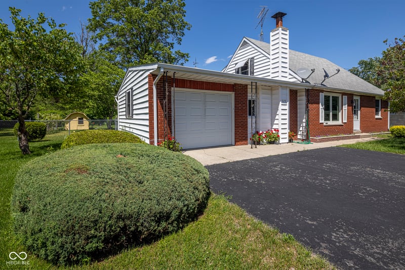 325 Airway Drive, Knox, IN 46534 property photo 2