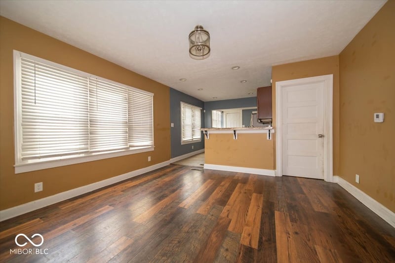 3731 Caroline Avenue, Indianapolis, IN 46218 property photo 4