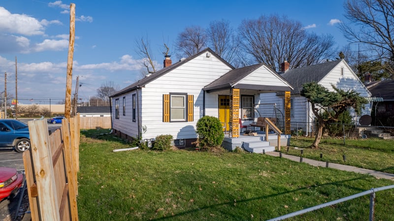 3741 Hillside Avenue, Indianapolis, IN 46218 property photo 2
