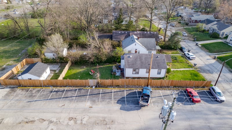 3741 Hillside Avenue, Indianapolis, IN 46218 property photo 4