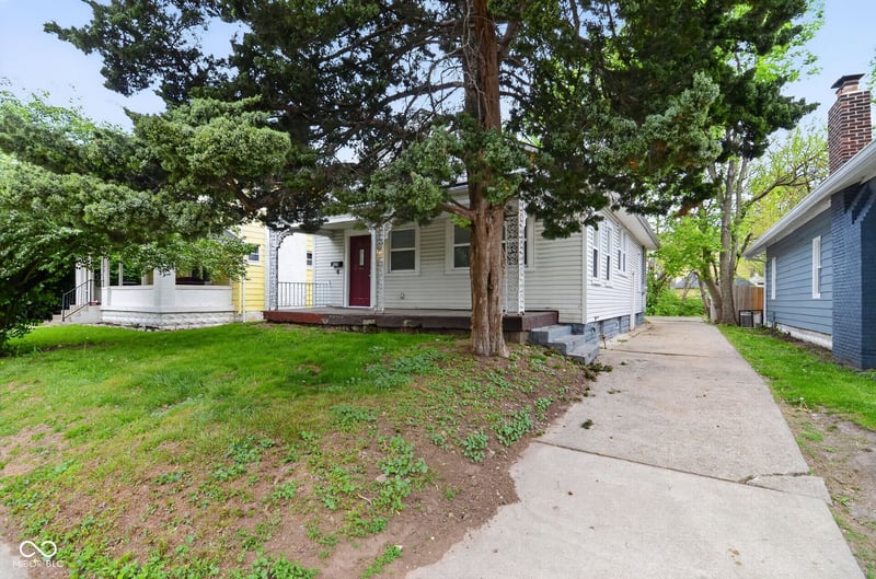 424 Harvard Place, Indianapolis, IN 46208 property photo 2