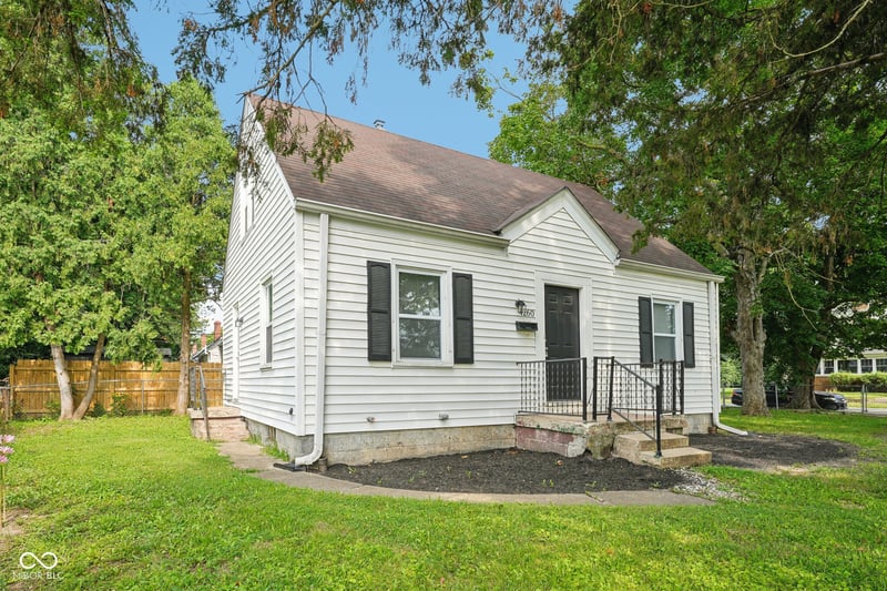 4260 Boulevard Place, Indianapolis, IN 46208 property photo 3