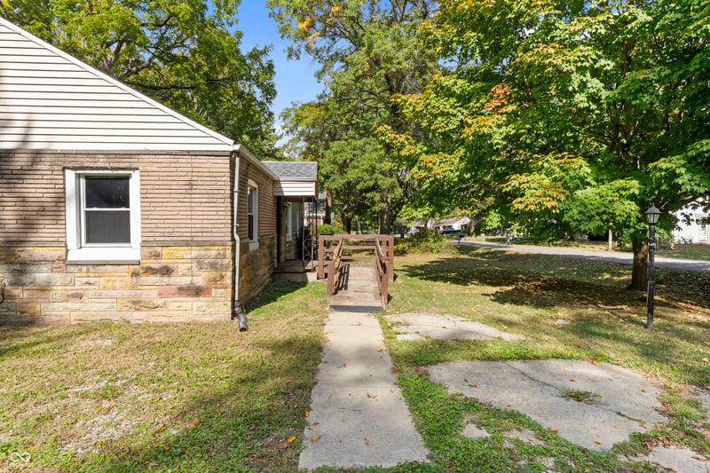 4342 N Olney Street, Indianapolis, IN 46205 property photo 2