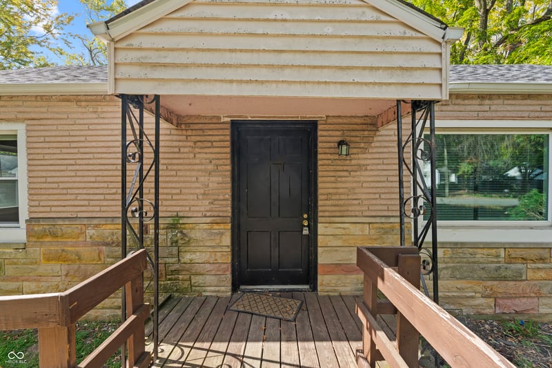 4342 N Olney Street, Indianapolis, IN 46205 property photo 3