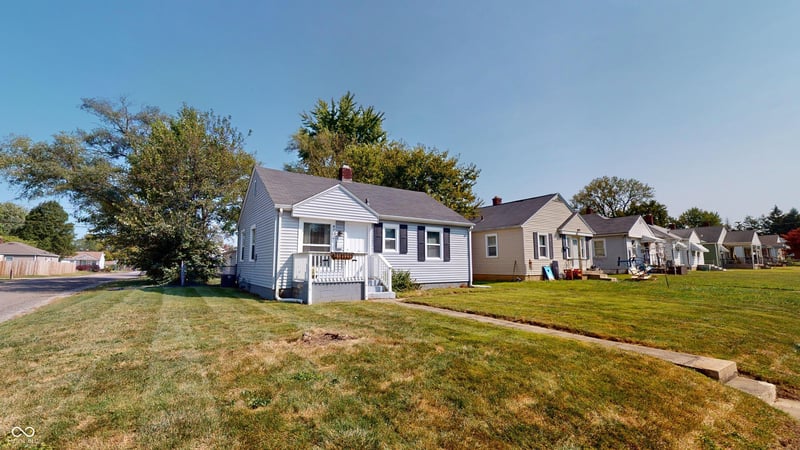 4702 Young Avenue, Indianapolis, IN 46201 property photo 4