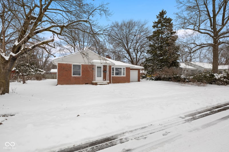 48 Lincoln Drive, Brownsburg, IN 46112 property photo 2