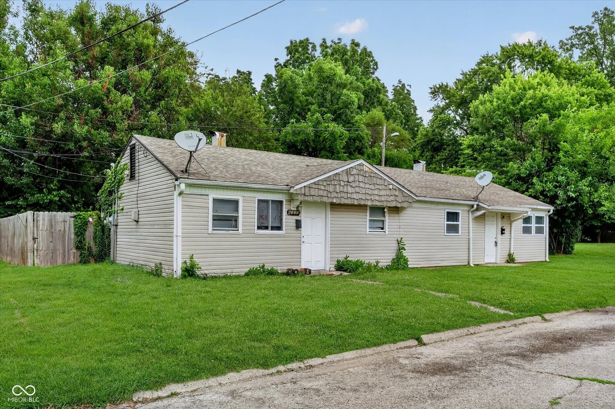 4922 Farrington Avenue in Indianapolis