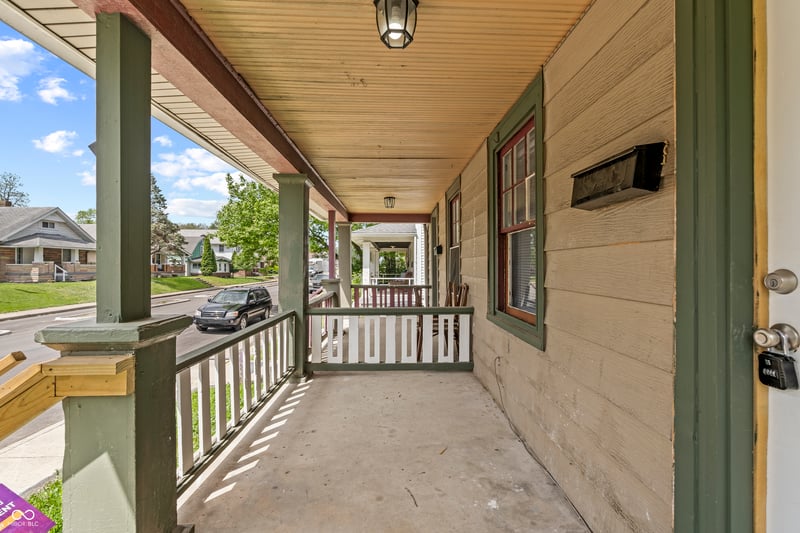 4926 E New York Street, Indianapolis, IN 46201 property photo 2