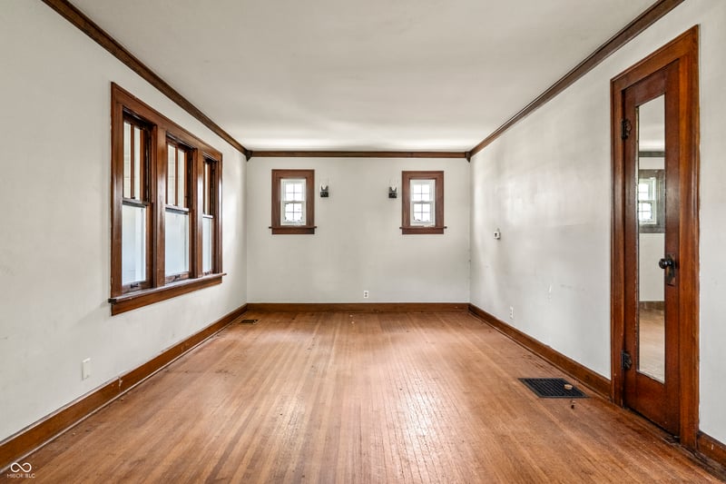 50 N Catherwood Avenue, Indianapolis, IN 46219 property photo 3