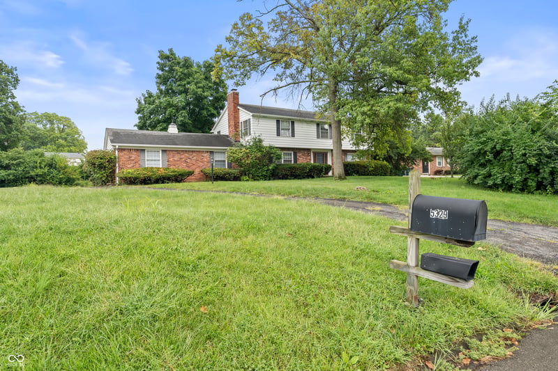 5329 Hedgerow Drive, Indianapolis, IN 46226 property photo 1