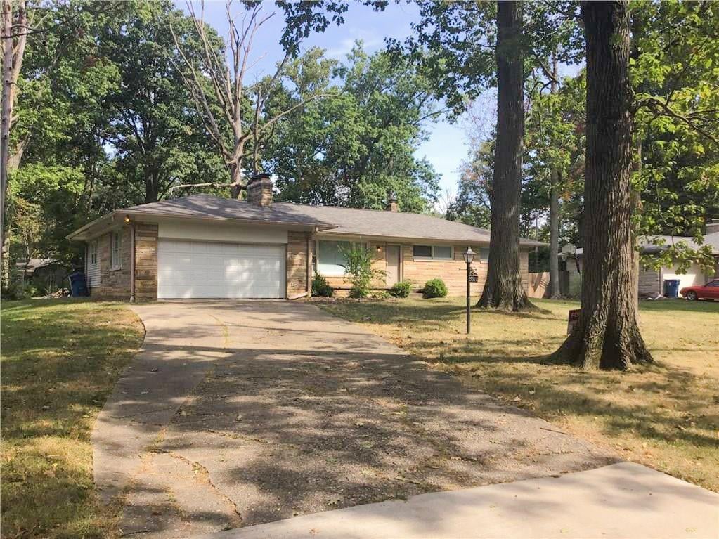 5512 Radnor Road in Indianapolis