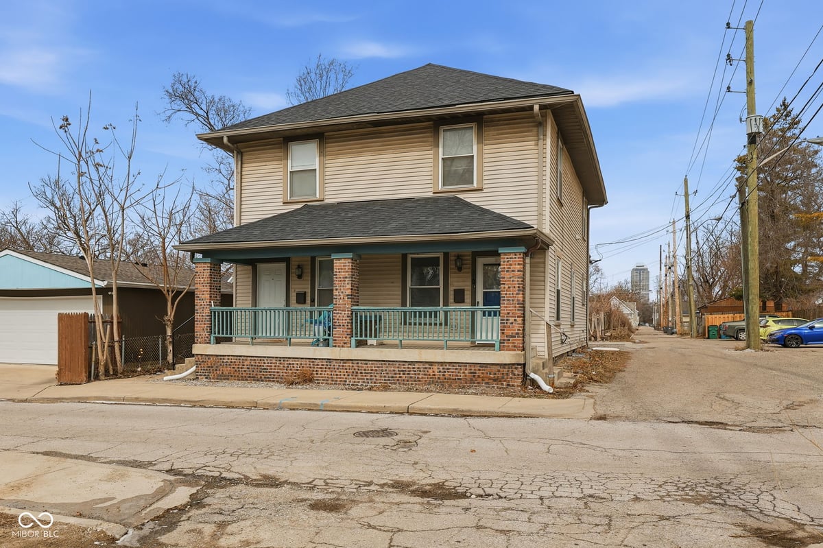 56-58 E Arizona Street in Indianapolis