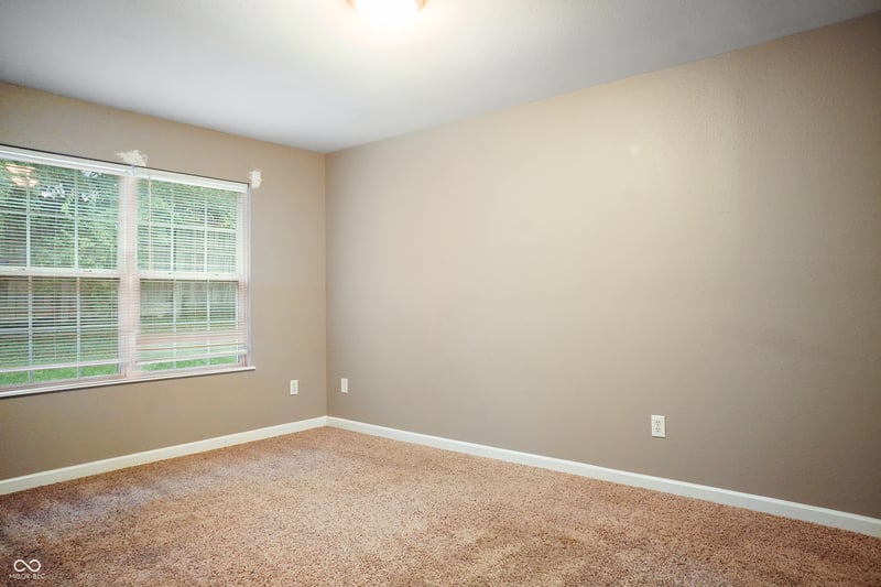 5828 Victory Avenue, Indianapolis, IN 46203 property photo 4