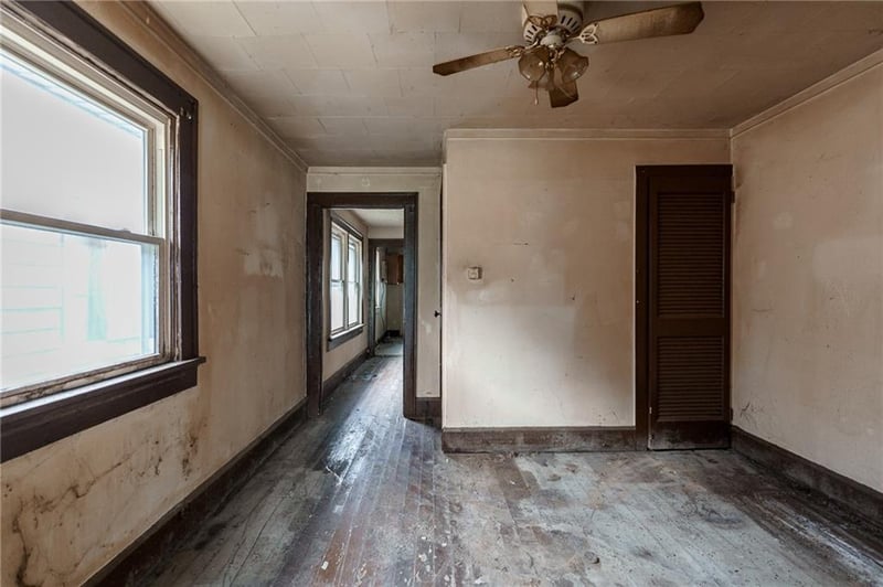 5953 E Rawles Avenue, Indianapolis, IN 46219 property photo 3
