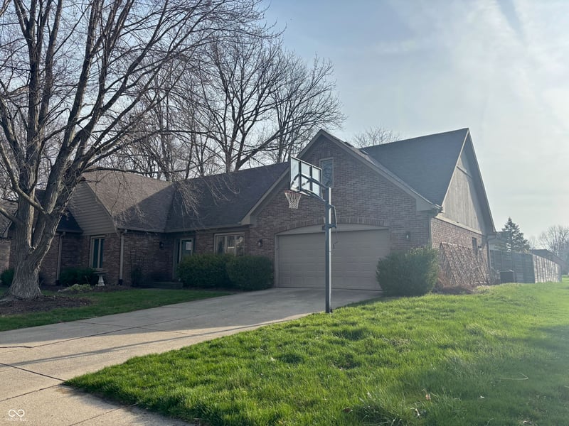 631 Hamlet Drive, Avon, IN 46123 property photo 2