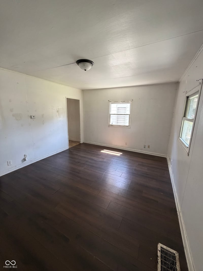 801 N Grant Avenue, Indianapolis, IN 46201 property photo 3