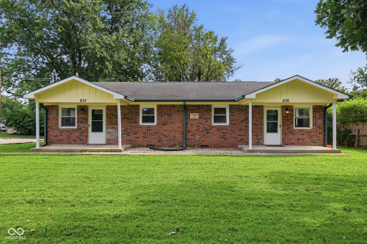 803 W Fifth Street in Greenfield