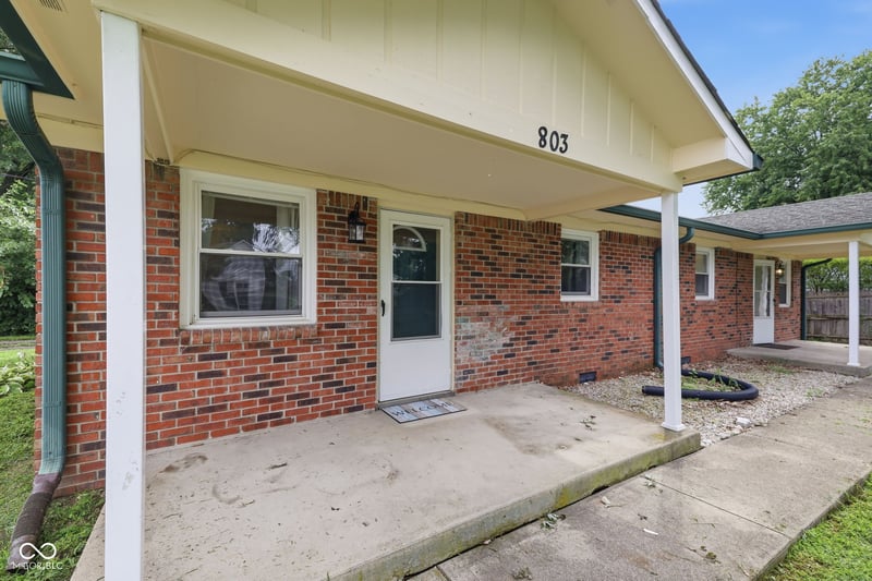 803 W Fifth Street, Greenfield, IN 46140 property photo 2