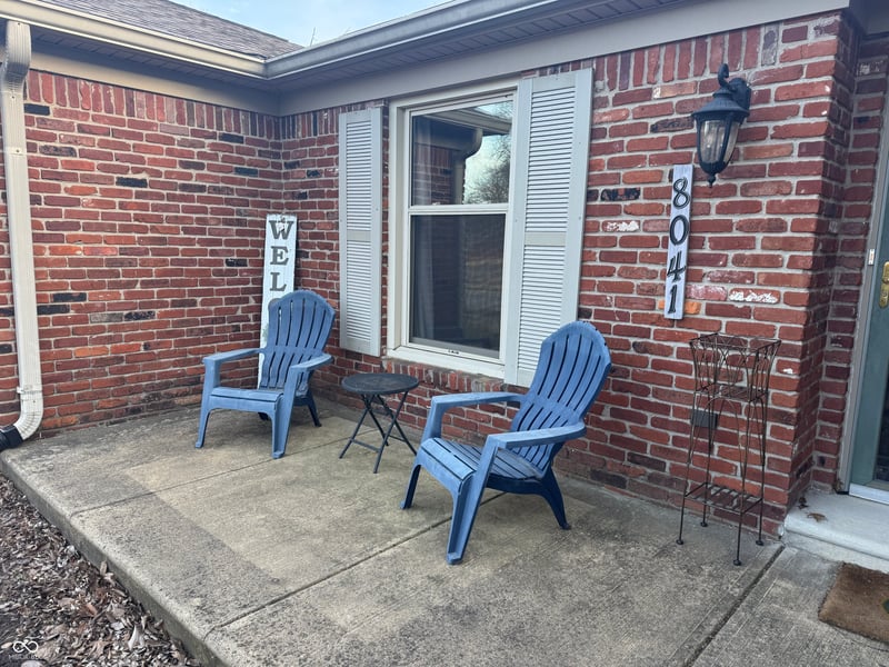 8041 Scarborough Blvd S Drive, Indianapolis, IN 46256 property photo 3