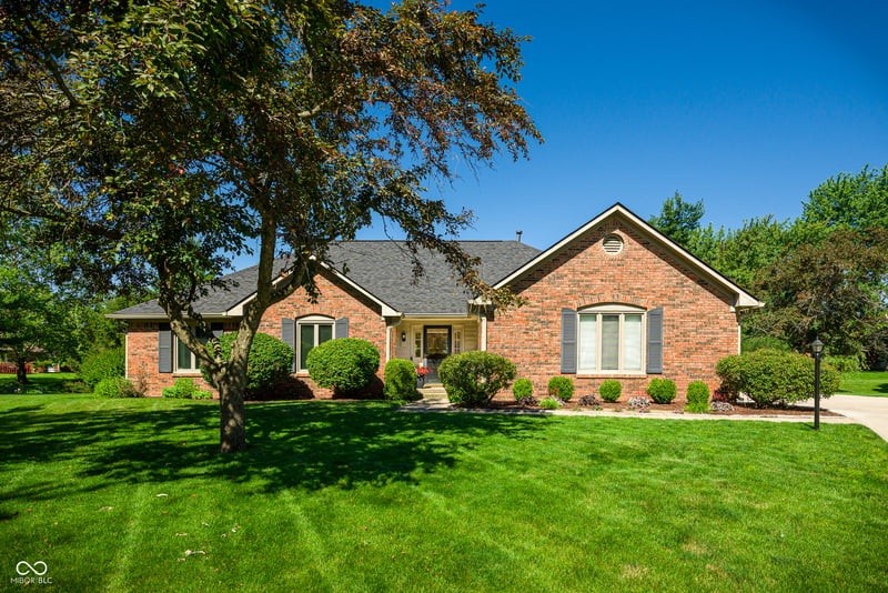 8119 Lake Point Way, Indianapolis, IN 46256 property photo 1