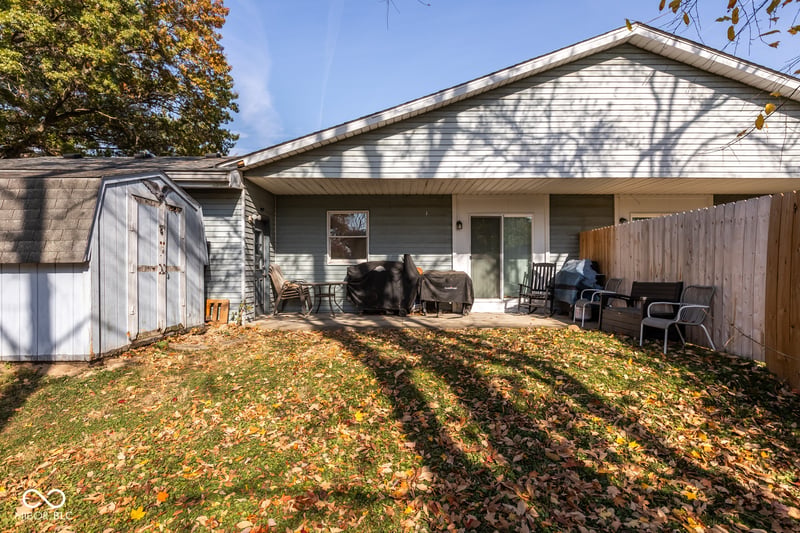 8201 Old Farm Lane, Indianapolis, IN 46214 property photo 4
