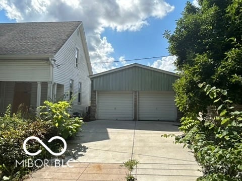 830 Iowa Street, Indianapolis, IN 46203 property photo 2