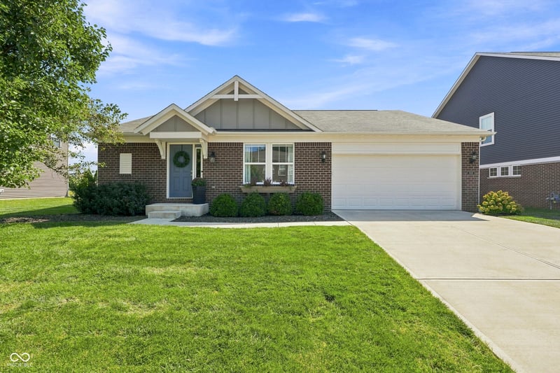 8583 Fawn Way, McCordsville, IN 46055 property photo 1
