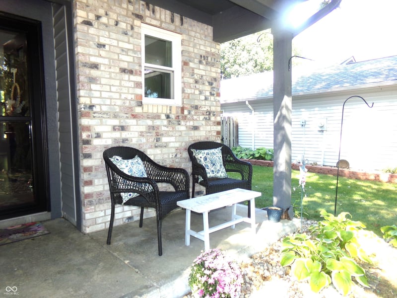 8922 Lighthorse Drive, Indianapolis, IN 46231 property photo 3