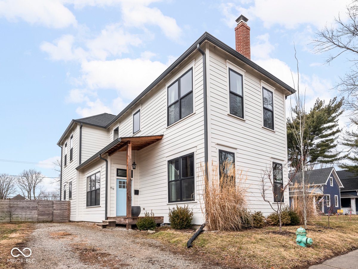 910 Keystone Avenue in Indianapolis
