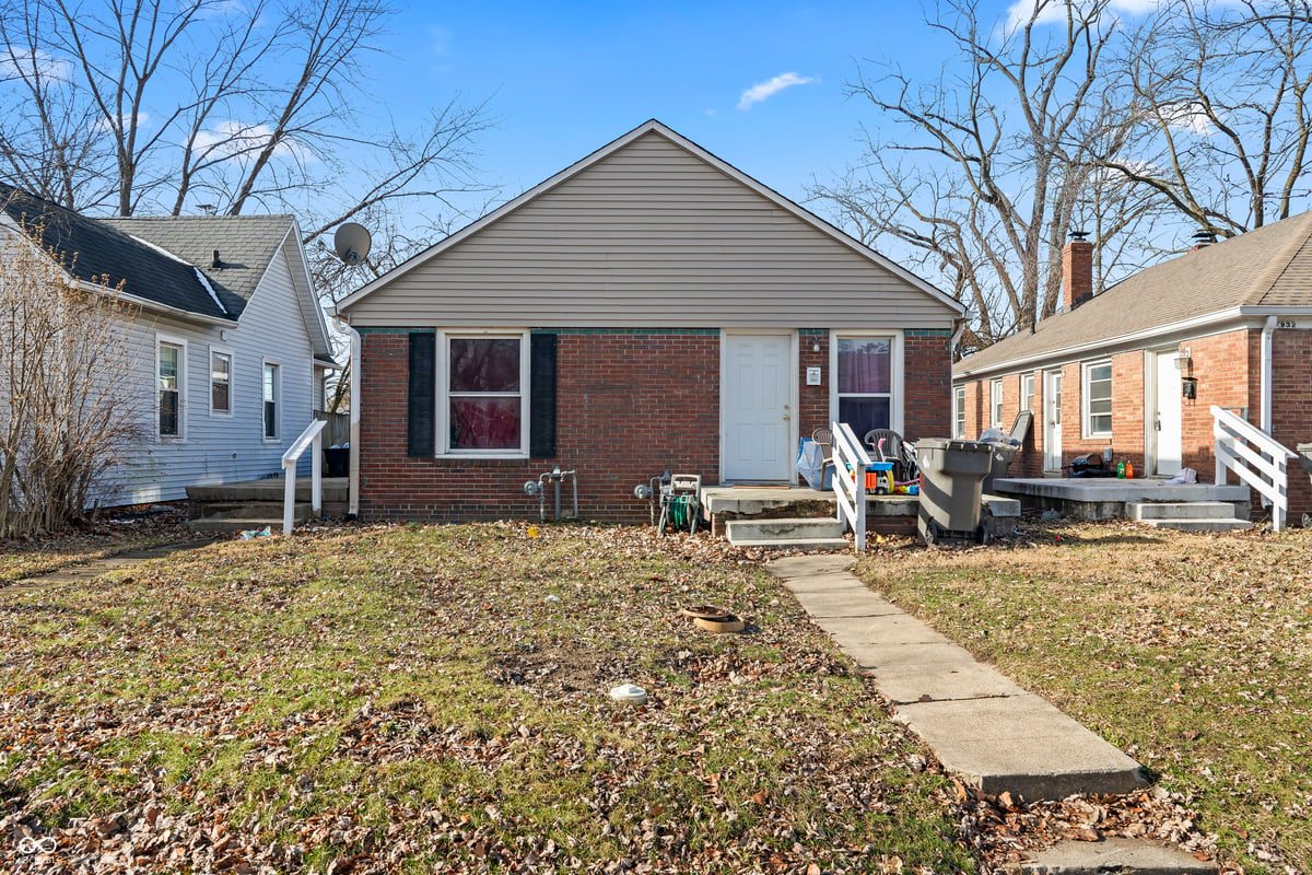 926-928 N Leland Avenue in Indianapolis