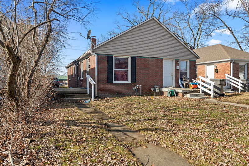 926-928 N Leland Avenue, Indianapolis, IN 46219 property photo 2