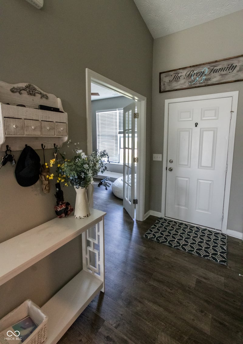 932 Sagittarius Avenue, Franklin, IN 46131 property photo 4