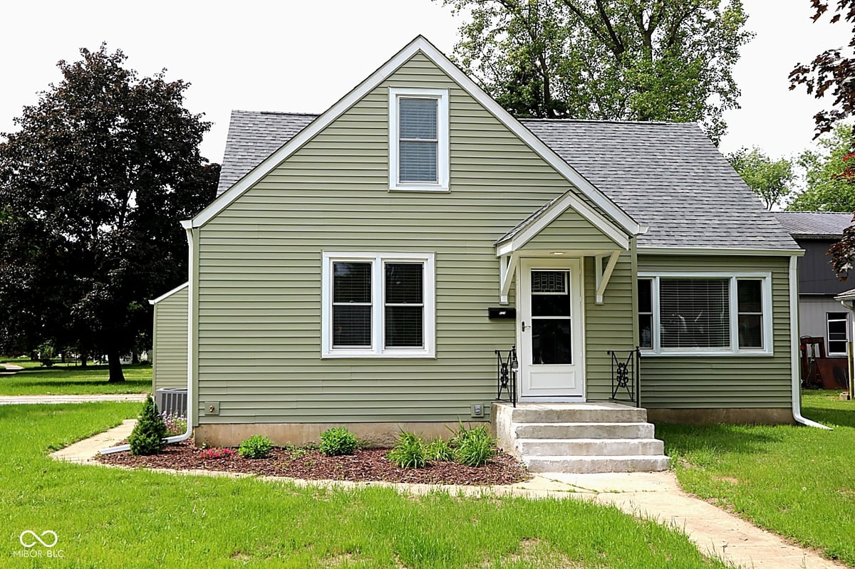 935 Jackson Boulevard in Rochester