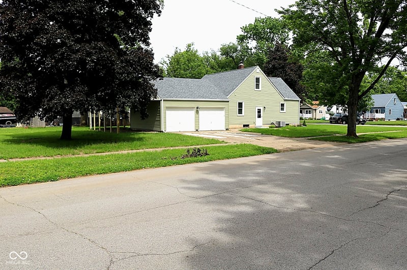 935 Jackson Boulevard, Rochester, IN 46975 property photo 2
