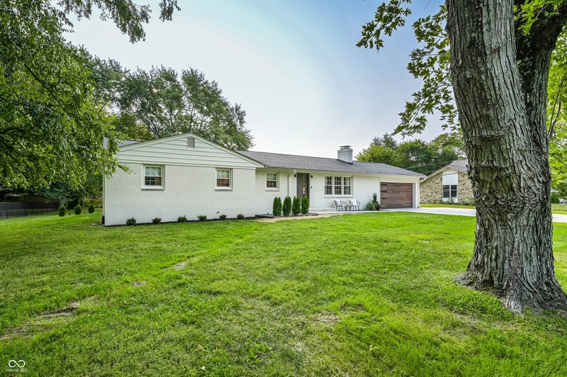 9841 Haverstick Road, Carmel, IN 46280 property photo 2