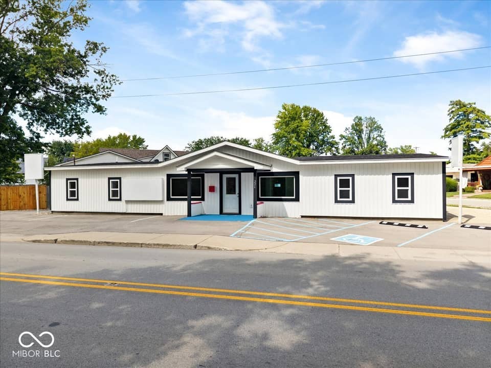 226 E Pendleton Avenue, Lapel