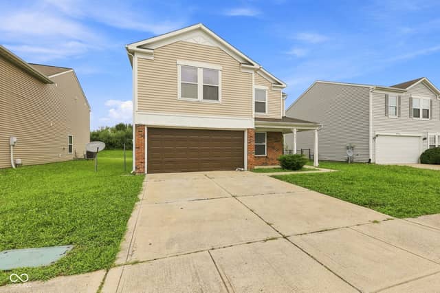 2853 Wolfgang Way, Indianapolis, IN 46239, photo 2 of 42