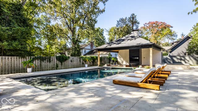 547 E 82nd Street, Indianapolis, IN 46240, photo 4 of 62