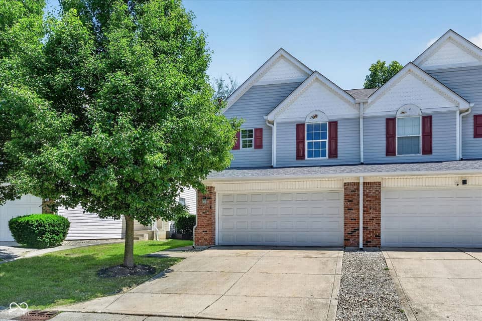 1852 Misty Lake Drive, Indianapolis