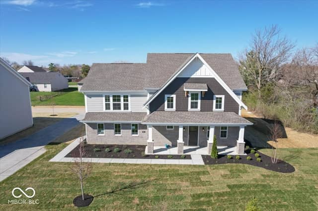 934 Apryl Drive, Greenwood, IN 46143, photo 4 of 41